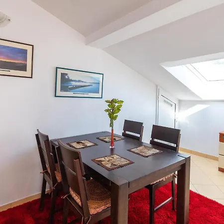Apartament 2 Bedroom Awesome In *
